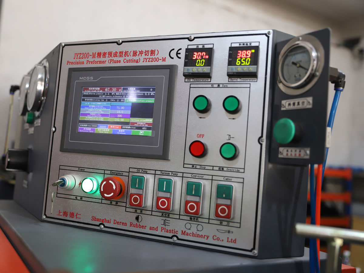 精密預(yù)成型機(jī)